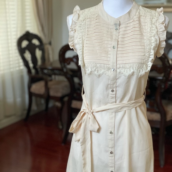 Cream Color Day Dress - Picture 2 of 6